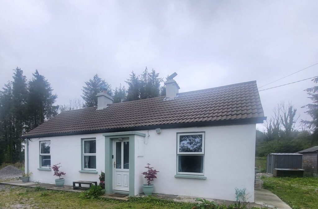 Pat Ali Cottage, Camagh, Ballinamore, Co. Leitrim